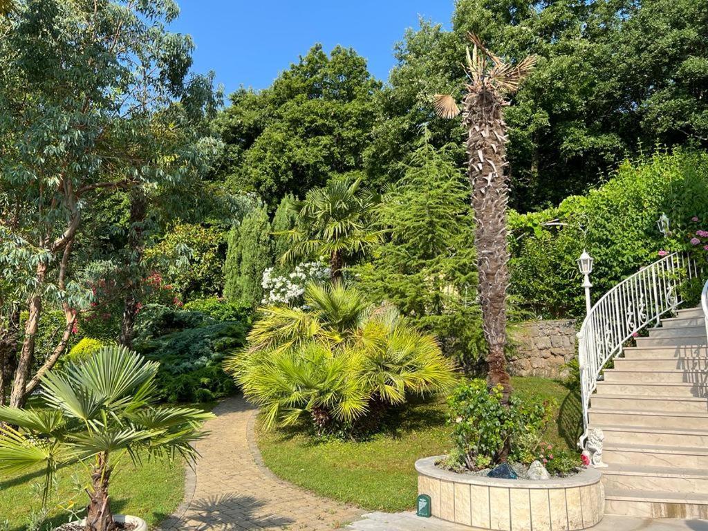 Villa Mona Lisa Lovran - Croatia Buitenkant foto