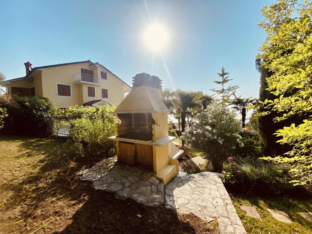 Villa Mona Lisa Lovran - Croatia Buitenkant foto