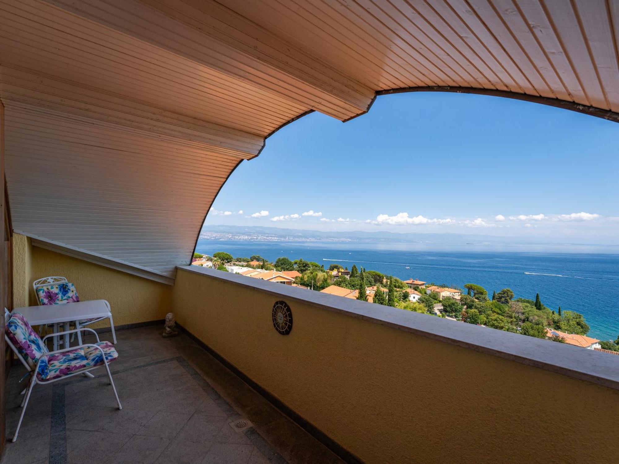 Villa Mona Lisa Lovran - Croatia Buitenkant foto
