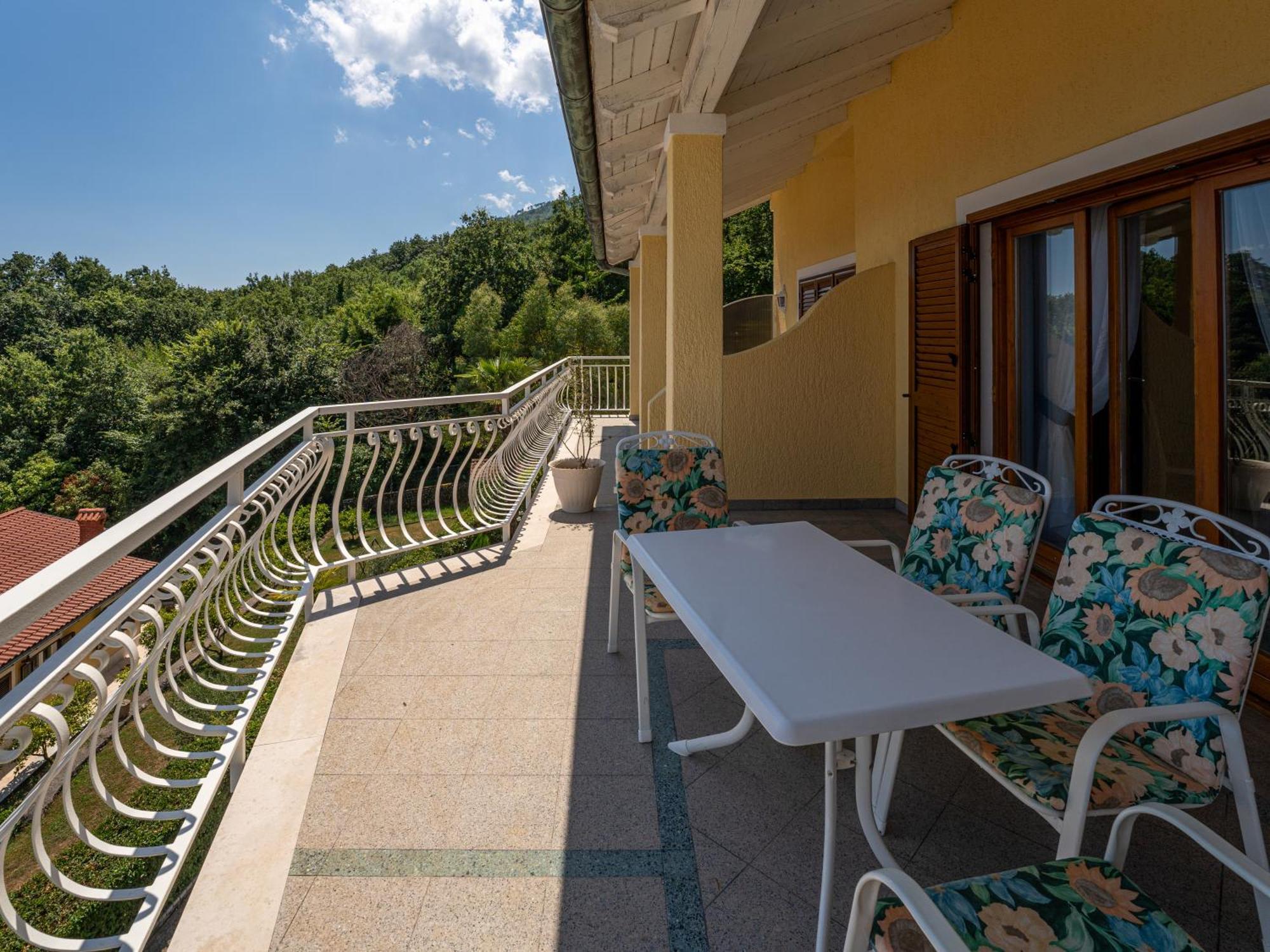 Villa Mona Lisa Lovran - Croatia Buitenkant foto