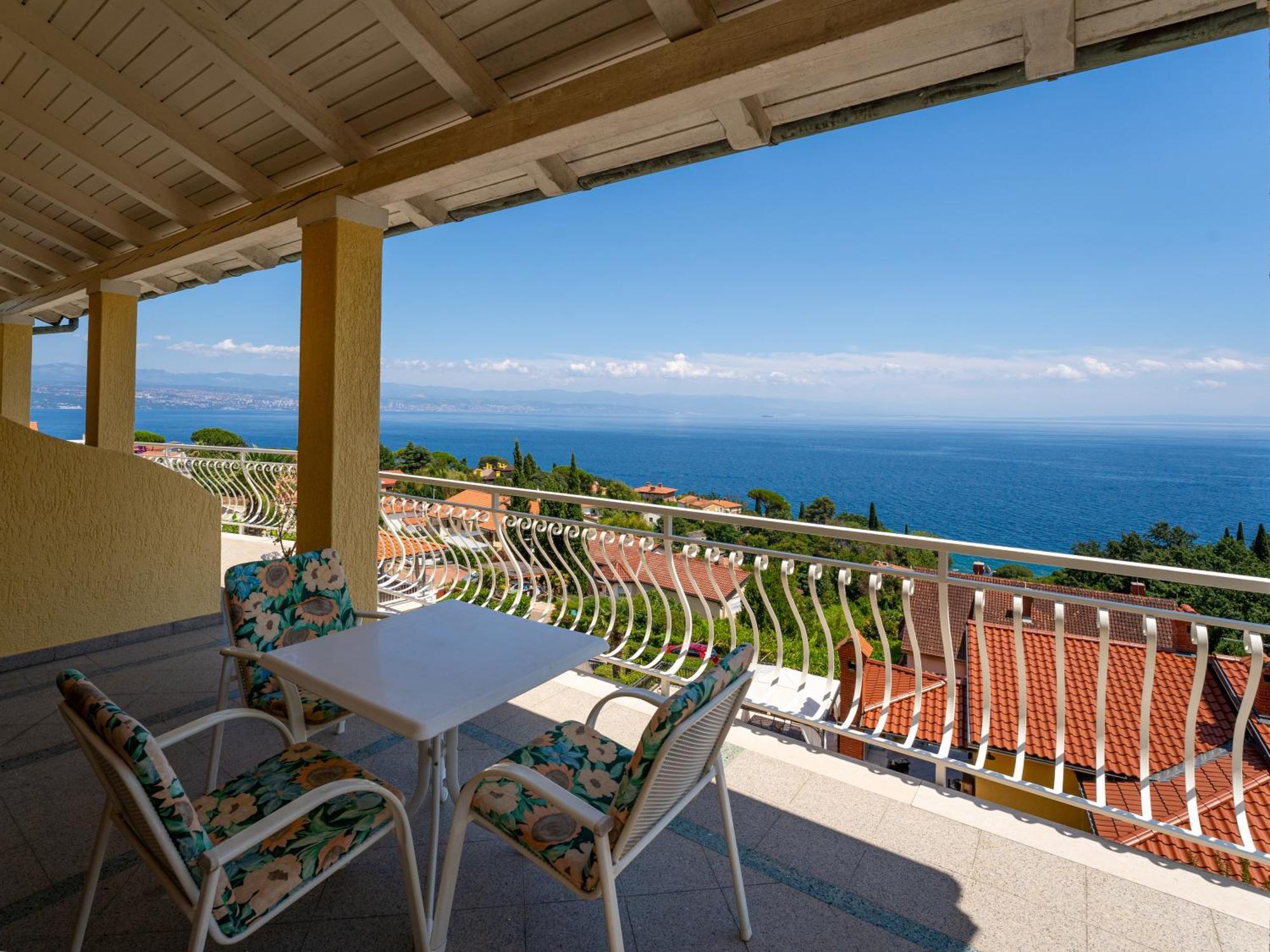Villa Mona Lisa Lovran - Croatia Buitenkant foto