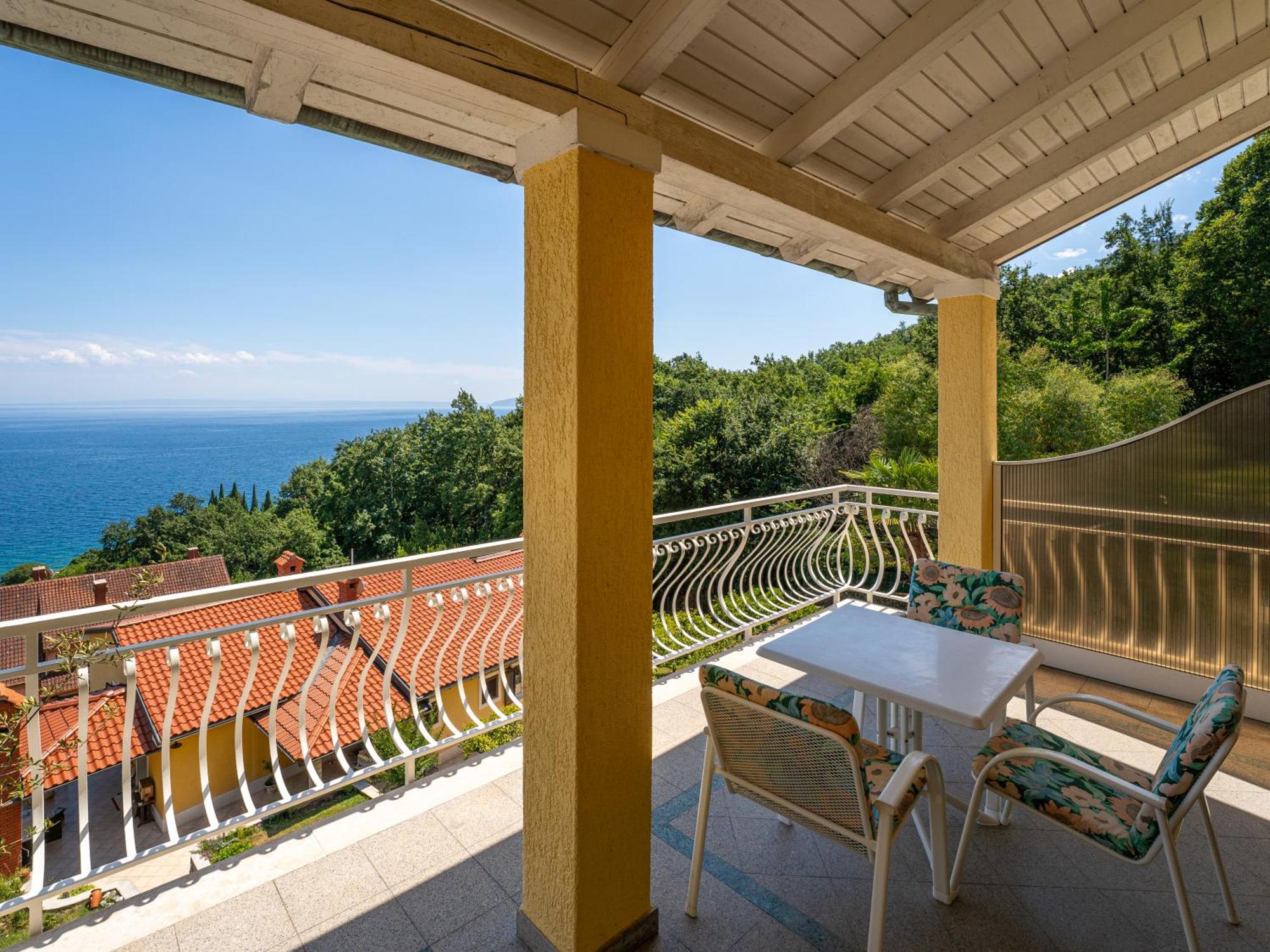 Villa Mona Lisa Lovran - Croatia Buitenkant foto