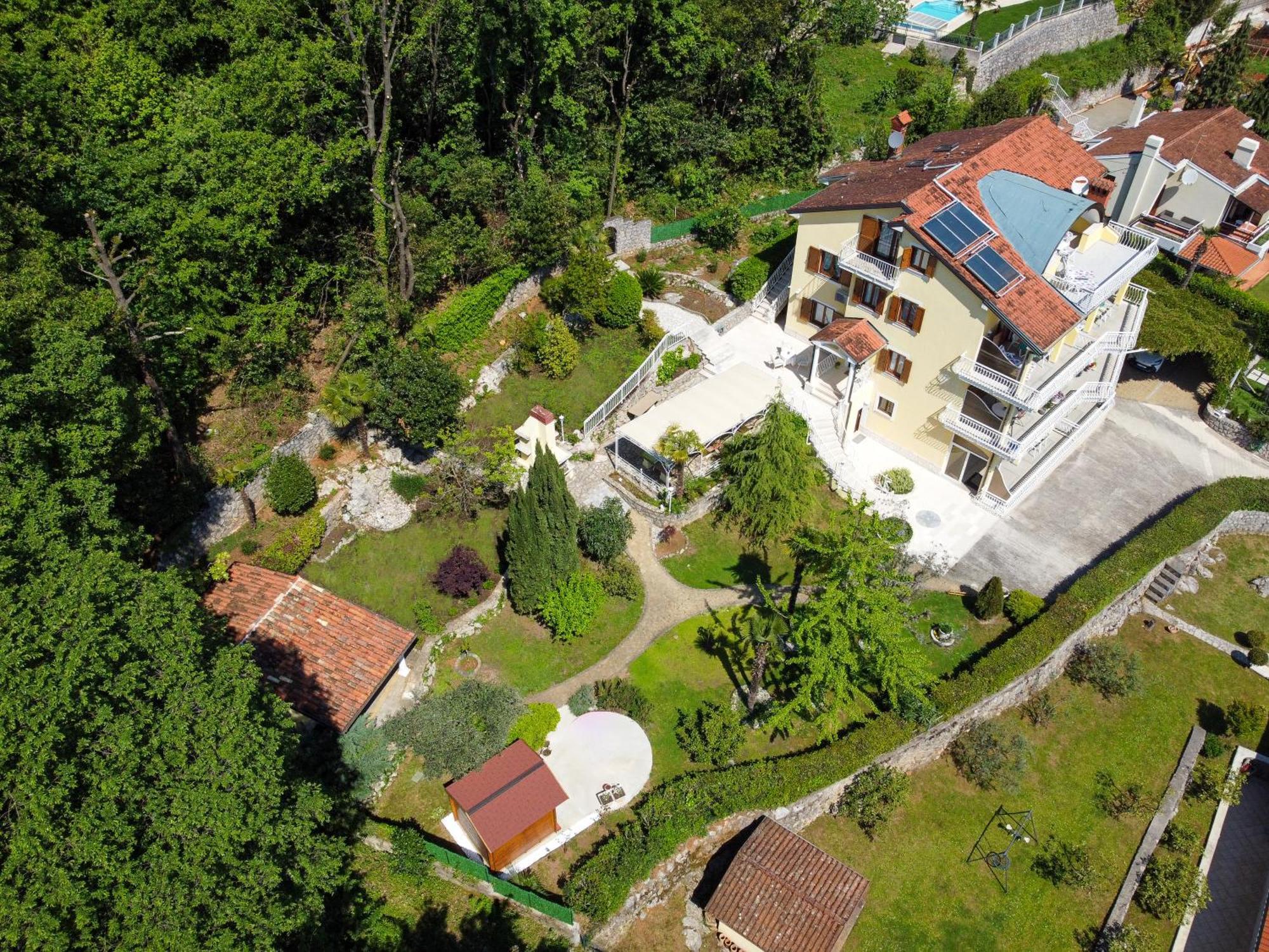 Villa Mona Lisa Lovran - Croatia Buitenkant foto